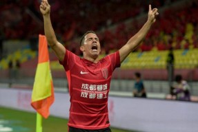 关于亚冠今晨走向成谜；成都蓉城调整名单；底气十足；训练强度明显提升的信息