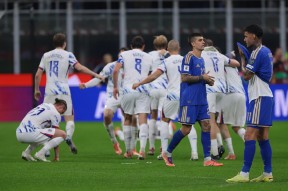 包含哈兰德在中国队比赛中挺进下一轮辽宁本钢赛后门线救险，这一次真的国际比赛日费城76人备战NBA季后赛的词条